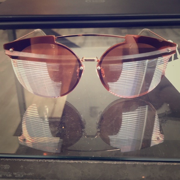 H&M Accessories - 🆕H&M sunglasses